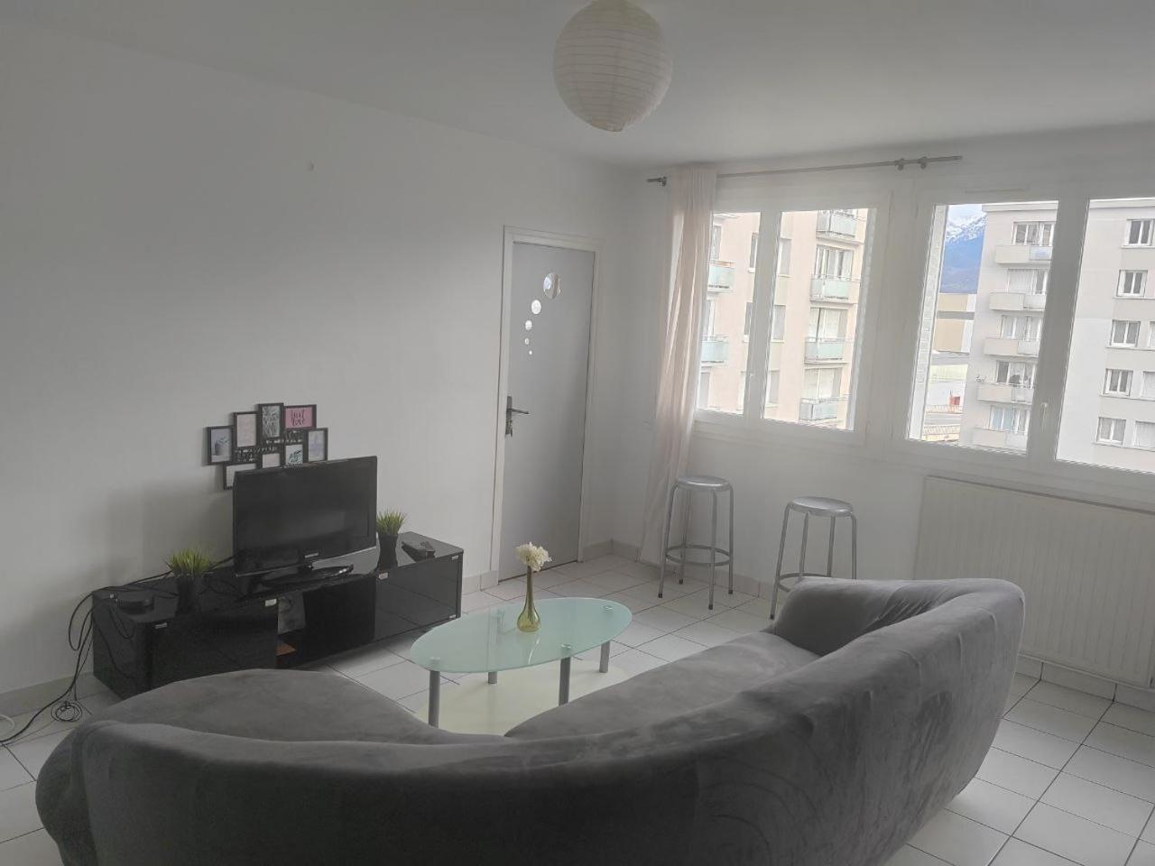 Une Chambre Dans Appartement Partage, Grenoble A 8 Min Du Centre-Ville Exterior foto